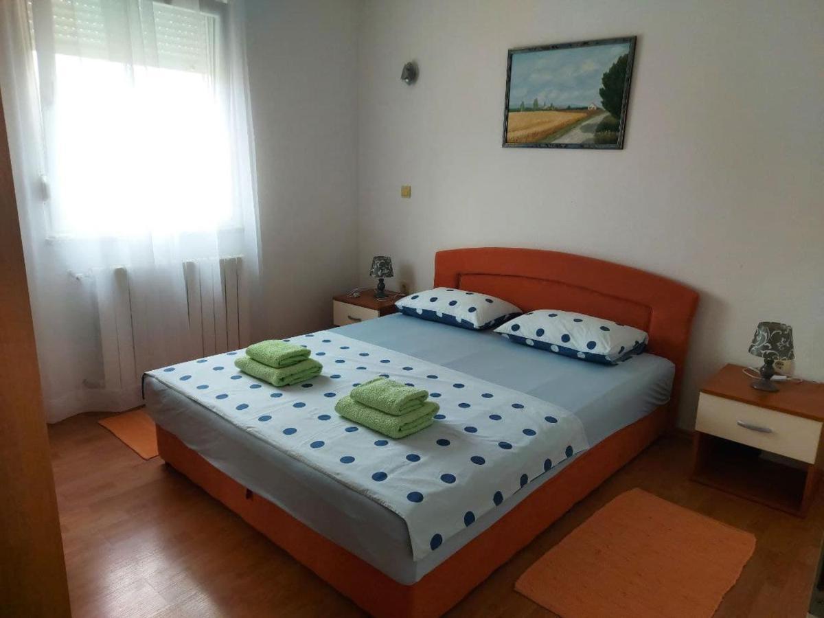 Bluegum Apartments Liznjan Ngoại thất bức ảnh